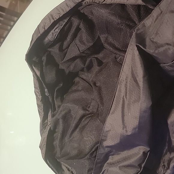 High Sierra Sport Waterproof Rain jacket. Large - Picture 7 of 8